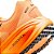 Tênis Nike Vomero 18, Masculino, Mesh Respirável, Entressola ZoomX + ReactX, Tênis de Corrida — Giz/Laranja-Preto - Imagem 5