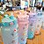Kit 2 Garrafa 2 Litros e 900ML Rosa e Azul C/ Canudo Frases - Imagem 8