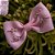 Laço Menina Infantil Rosa Pequeno Poemas das Flores Bordado Roana - Imagem 1