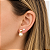 Brinco De Pérola Banhado a Ouro 18K Base De Coração Bijou Art - Imagem 3