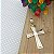 Pingente Banhado a Ouro De Cruz Lisa Com Detalhes Bijou Art - Imagem 4