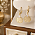Brinco Banhado a Ouro De Argola Com Medalha Trabalhada Bijou Art - Imagem 5