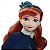 Boneca Disney Frozen Anna Festival De Inverno Com Vestido E Capa - Imagem 2