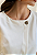 Regata Morena Rosa Ajustada Decote Transpassado Alongada Off White - Imagem 3