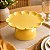 Boleira Flor Grande Com Pé Fosco Amarelo Butter Só Boleiras - Imagem 1