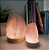 Luminária Quartzo Rosa Led Branco - Base de Madeira - Imagem 3