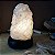 Luminaria Quartzo Rosa 17,5cm  - Base de Madeira Escura - Bivolt - Imagem 3