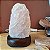 Luminaria Quartzo Rosa 17,5cm  - Base de Madeira Escura - Bivolt - Imagem 2