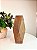 Vaso decorativo de resina marrom - Imagem 1