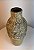 Vaso de resina com arabesco - marrom - Imagem 2
