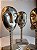 Conjunto de peças decorativas de metal prata com a simbologia - Imagem 8