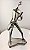 Estatueta guitarrista resina - Imagem 1