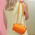 Bolsa Feminina Pequena Crossbody Prisma Luiza Barcelos Laranja - Imagem 6
