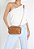 Bolsa Feminina Média Tiracolo Pequena Sara Logo SS24 Schutz Camel - Imagem 5