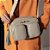 Bolsa Feminina Média Tiracolo Bolsos Externos Luiza Barcelos Cinza - Imagem 7