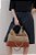 Bolsa Hobo Grande Em Camurça Bege Fendi E Couro Caramelo Luiza Barcelos - Imagem 8
