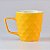 Caneca Textura Geométrica Amarela 400ml - Imagem 2