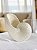 Vaso decorativo Concha Off White em Cerâmica - Imagem 1