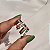 Brinco ear cuff aros zircônia colorida lado esquerdo ouro semijoia BA 4483 - Imagem 4