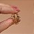 Brinco argolinha penduricalhos borboletas vazadas ouro semijoia XD 622 - Imagem 6
