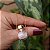 Colar pingente pedra natural quartzo rosa ouro semijoia - Imagem 2