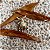 Broche pin besouro cristal azul ouro semijoia - Imagem 3