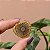 Broche magnético coração mini pérolas dourado envelhecido - Imagem 5