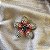 Broche magnético flor cristais vermelho - Imagem 3