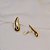 Brinco pressão gota metal liso ouro semijoia 6180205 - Imagem 3