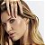 Brinco ear cuff abaulado texturizado ouro semijoia - Imagem 3