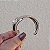 Bracelete curvado cristal gota ródio semijoia - Imagem 4