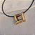 Colar couro quadrado metal ouro semijoia - Imagem 5