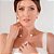 Colar choker Lita Raies esferas e pérolas shell ouro semijoia - Imagem 4
