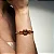 Bracelete esmaltado marrom cristais ouro semijoia - Imagem 2