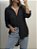 CAMISA SELENA PRETA (AR26-200) - Imagem 2