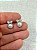 Brinco Cravejado com Zirconia perola tipo gravatinha - banho niquel diamante - 1 par - Imagem 2