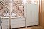 Quarto Completo - Cozy - Berço + Cômoda 6 Gavetas + Roupeiro 3 Portas - Branco - BRINDE: Poltrona Sonhos com Puff e Balanço: Tecido Linho Bege - prontaentrega - Imagem 4