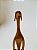 ESCULTURA MADEIRA CACHORRO SENTADO 22CM - Imagem 2