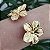 Bracelete Ajustável com detalhe de flores trabalhados folheado em ouro - Imagem 1