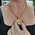 Colar correntaria IRIS com pingente oval resina perolada e LETRA PERSONALIZADA folheado em ouro - Imagem 2