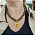 KIT VERDE ESCURO LEÃO - Colar correntaria 40 cm com resinas verdes com pingente leão + Brincos argola resina verde folheado em ouro - Imagem 3