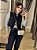 CALVIN KLEIN JEANS COLETE JEANS CROPPED TACHAS PRETO - Imagem 1