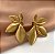 BRINCO MEIA FLOR HIBISCO DOURADO AÇO 316L⭐️ - Imagem 1