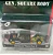 SUPER CHASE- 1973 - Caminhonete Chevrolet Cheyenne - M2 Machines - Escala 1/64 - Metal e pneus de borracha - Imagem 3
