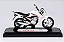 Moto Honda Titan - Escala 1/18 - California - Imagem 3