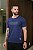 CAMISETA PREMIUM AZUL MARINHO COM DETALHE EM SILK EM ALTO RELEVO - Imagem 2