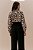 blusa de manga longa bufante com colar fixo borboleta marfim - Imagem 3