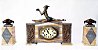 Antigo Garniture com Relógio Marca Nehu, Art Déco, Detalhes em Bronze e Montagem em Mármores Italianos - Imagem 1