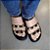 Sandália Feminina Gandía Flat Detalhes Metalizados Conforto - Imagem 2