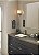 Luminária para banheiro Moen YB8861BN 90 Degree com 1 Luz e Suporte Duplo para Banheiro com Vidro Fosco, Níquel Escovado. - Imagem 5